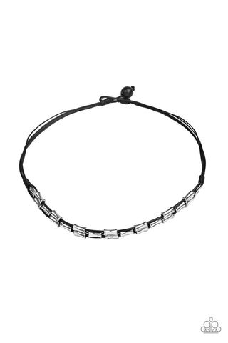 Moto Maverick - Black Necklace