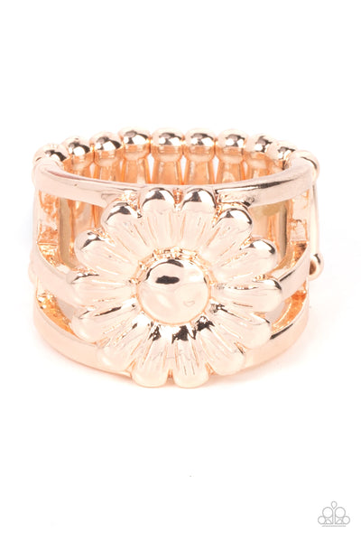 Roadside Daisies - Rose Gold RIng